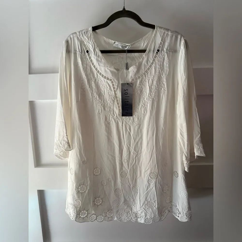 Solitaire Embroidered white 3/4 sleeve lace trim cover up top tunic
